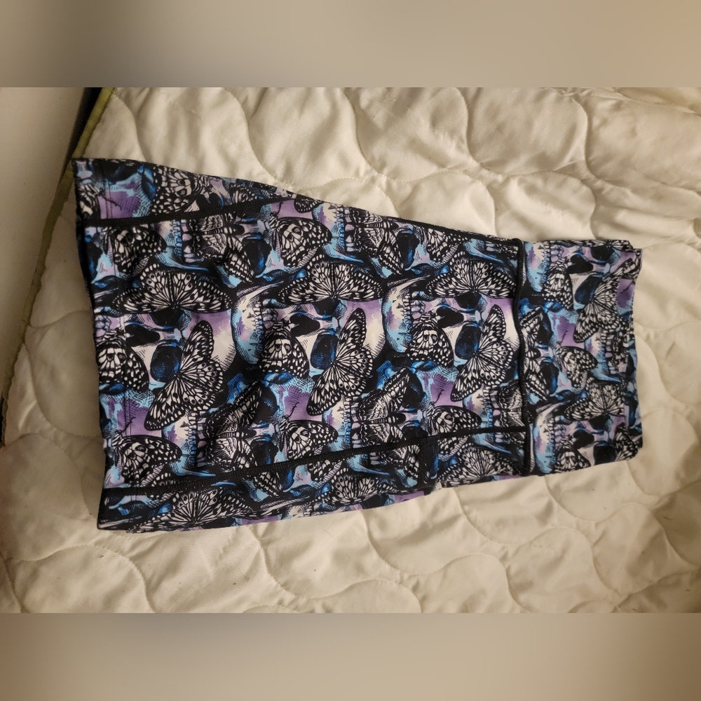 CVG 7in Butterfly Skull shorts